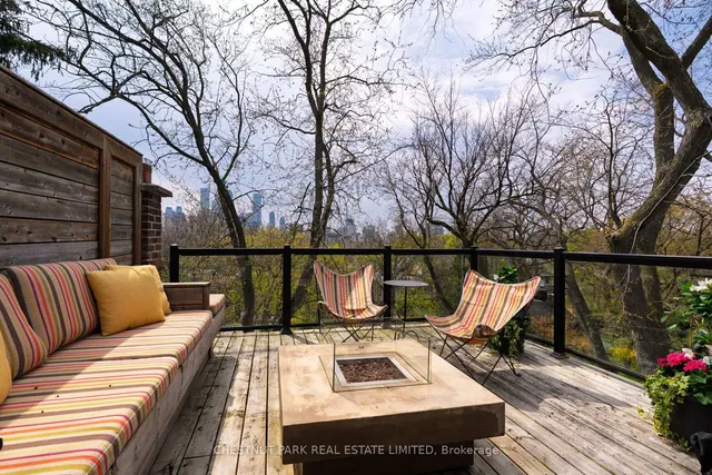 Additional image 28 of 61 Woodlawn Ave