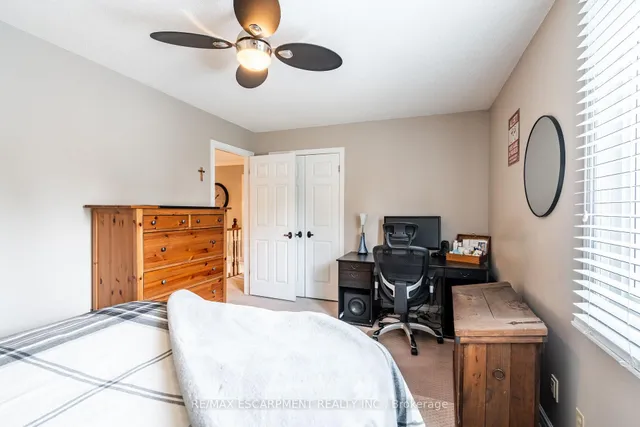 Additional image 15 of 27 Gladiola Dr