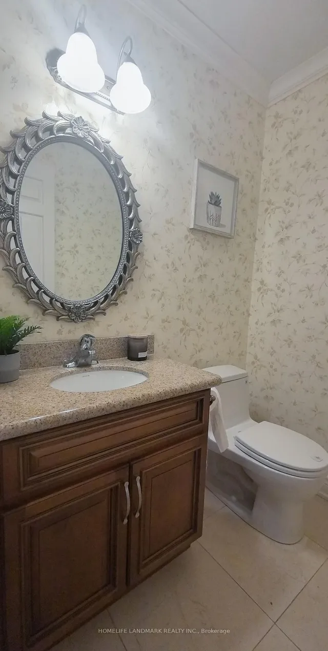 Additional image 10 of 12 Clarinda Dr