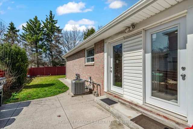 Additional image 28 of 77 Juniper Cres