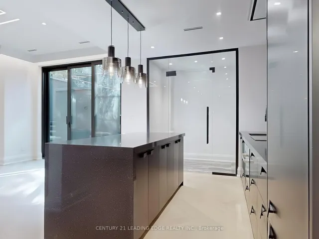 Additional image 43 of 8 Balding Crt