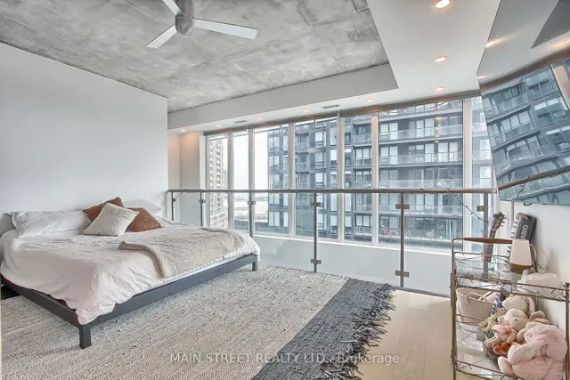 Additional image 23 of 150 East Liberty St Unit 1213