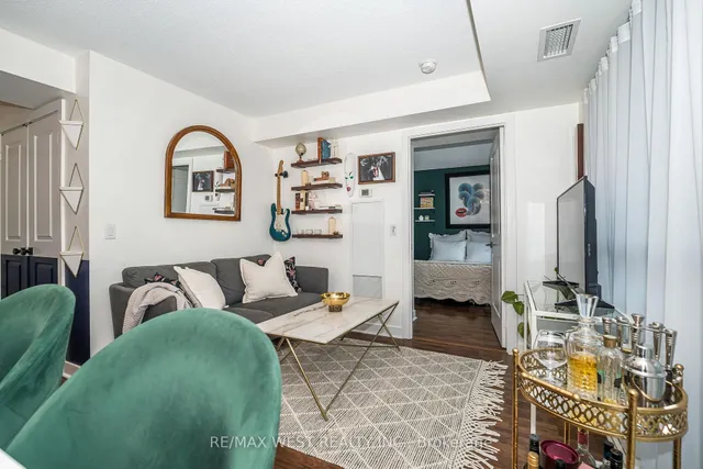 Additional image 14 of 100 Western Battery Rd Unit 1601