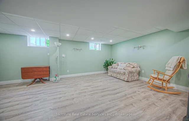 Additional image 35 of 215 Southwood Dr