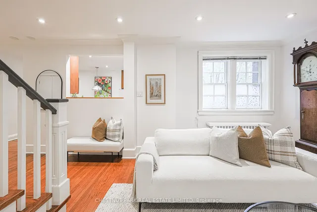 Additional image 12 of 480 Oriole Pkwy Unit 111