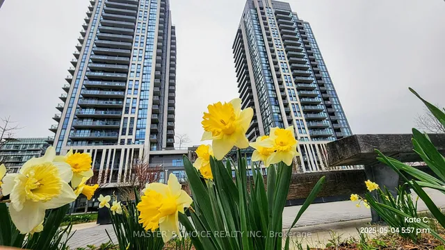Additional image 2 of 15 Zorra St Unit 2002