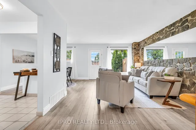 Additional image 4 of 40 Village Crt