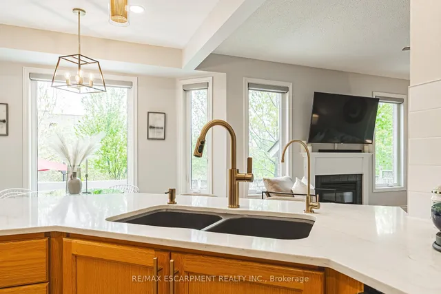 Additional image 39 of 2170 Coldwater St