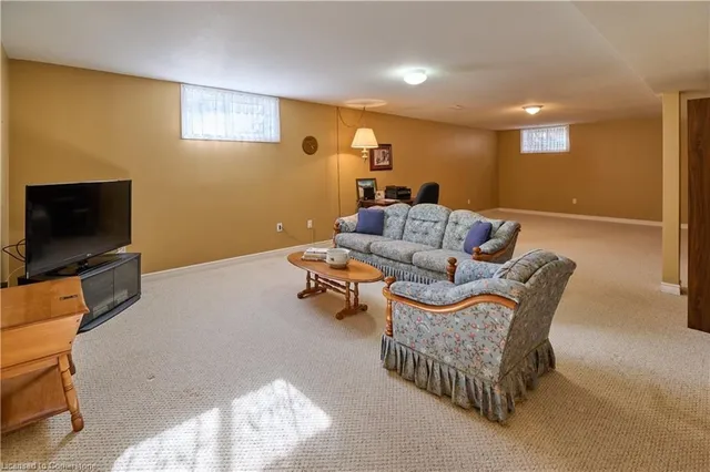 Additional image 9 of 111 Briarmeadow Pl