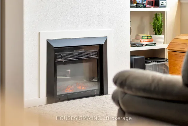 Additional image 18 of 410 King St Unit 118