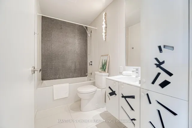 Additional image 23 of 125 Peter St Unit 2806