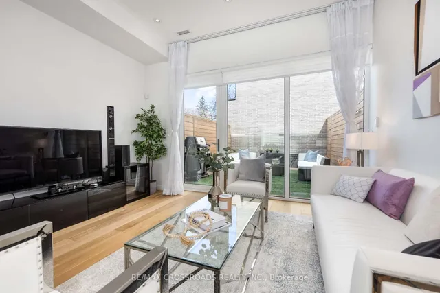 Additional image 10 of 536A Eglinton Ave