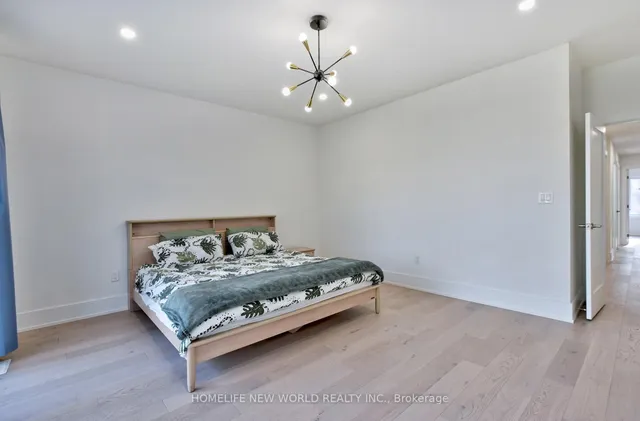 Additional image 29 of 253 Albany Ave