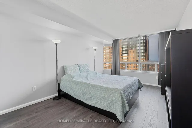 Additional image 22 of 350 Alton Towers Circ Unit 1106