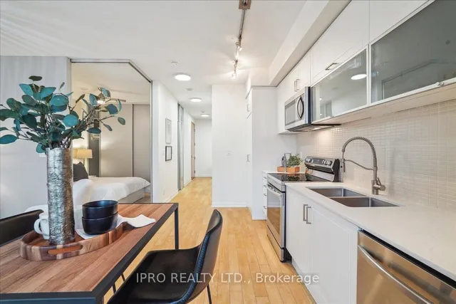 Additional image 9 of 205 Frederick St Unit 907