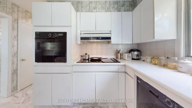 Additional image 13 of 106 Grandravine Dr