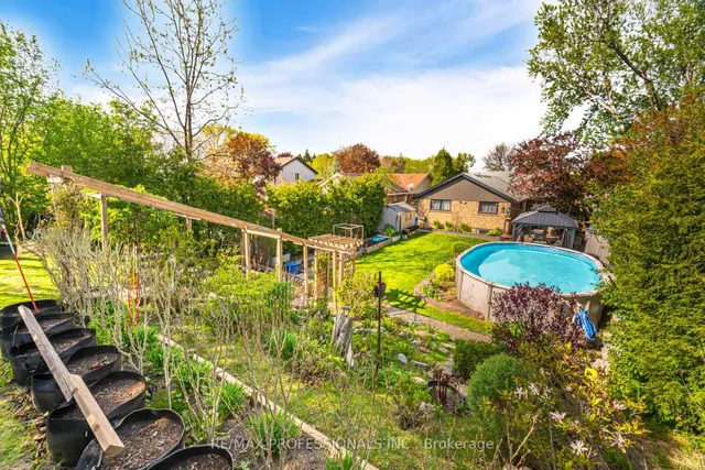 Additional image 44 of 52 Lorraine Cres