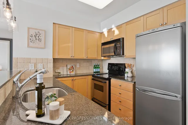 Additional image 7 of 2121 Lake Shore Blvd Unit 1004