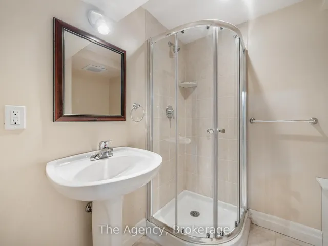 Additional image 30 of 2153 Devon Rd