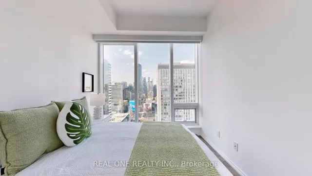 Additional image 25 of 197 Yonge St Unit 3202