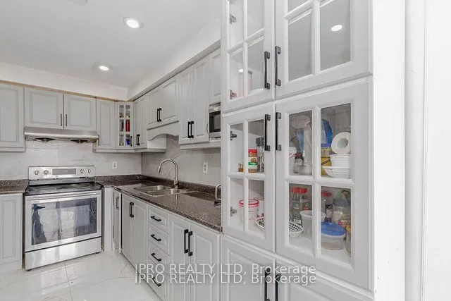 Additional image 8 of 7406 Darcel Ave Unit Unit 1