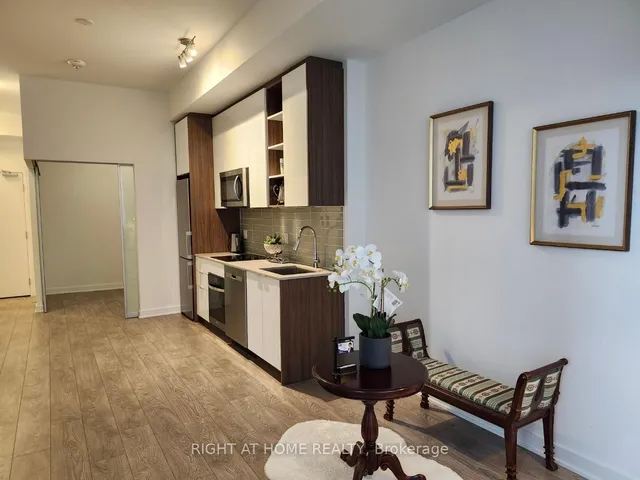 Additional image 22 of 543 RIchmond St Unit 221