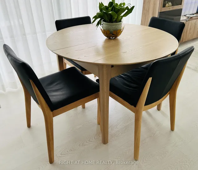 Additional image 20 of 20 Inn On The Park Dr Unit 1737