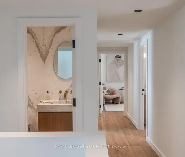 Additional image 38 of 43 Douglas Cres