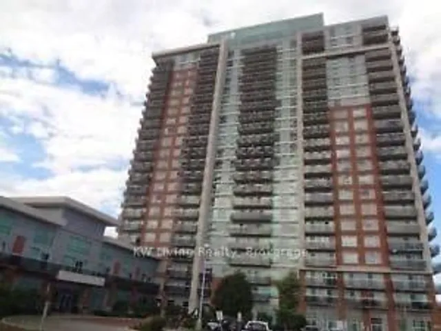 215 Queen St Unit 810