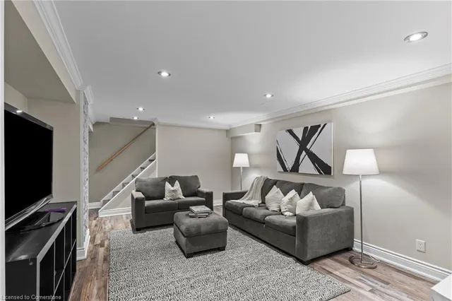 Additional image 20 of 353 Walker's Line Line