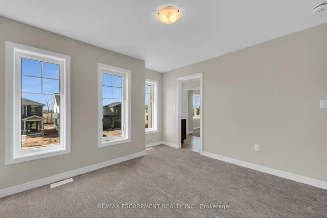 Additional image 46 of 67 Starfire Cres