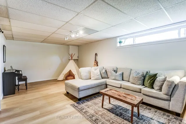 Additional image 28 of 19 Wellesworth Dr