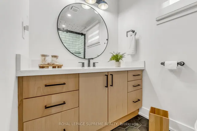 Additional image 20 of 27 Connelly Dr