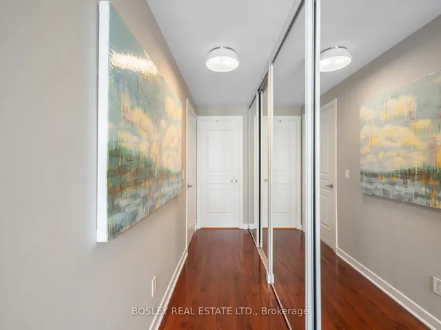 Additional image 25 of 438 Richmond St Unit 715