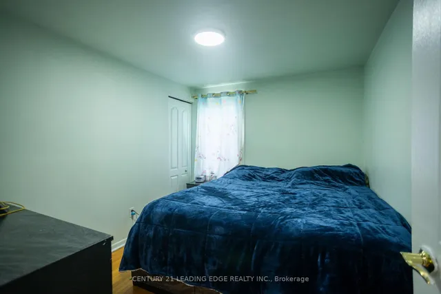 Additional image 27 of 111 Folkstone Cres