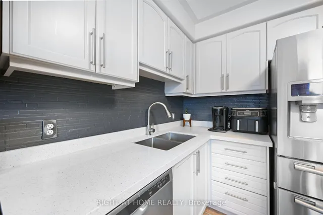 Additional image 11 of 27 Turquoise Dr