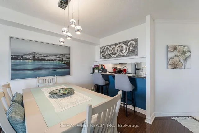 Additional image 10 of 236 Albion Rd Unit 1110