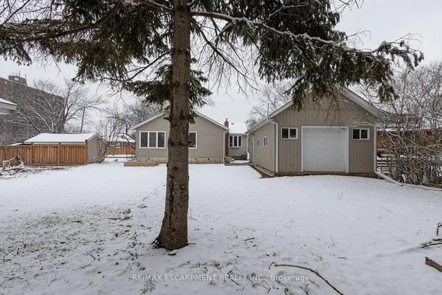 Additional image 43 of 18 MILES St