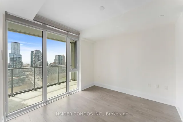 Additional image 20 of 27 Bathurst St Unit 1203