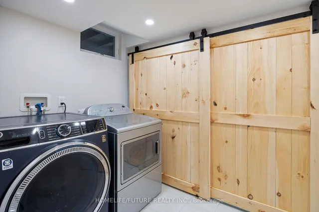 Additional image 36 of 71 Hagar Ave