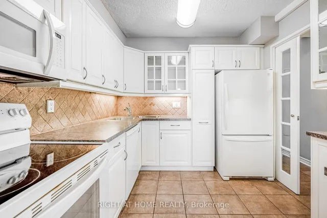 Additional image 12 of 1359 White Oaks Blvd Unit 2108