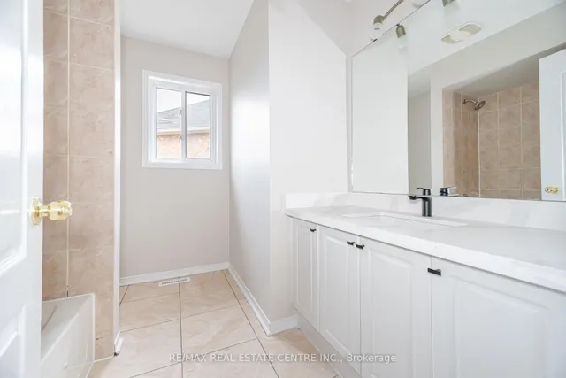 Additional image 34 of 16 Mistycreek Cres