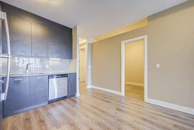 Additional image 14 of 150 Main St Unit 906