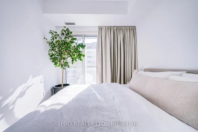 Additional image 27 of 83 Redpath Ave Unit 1009