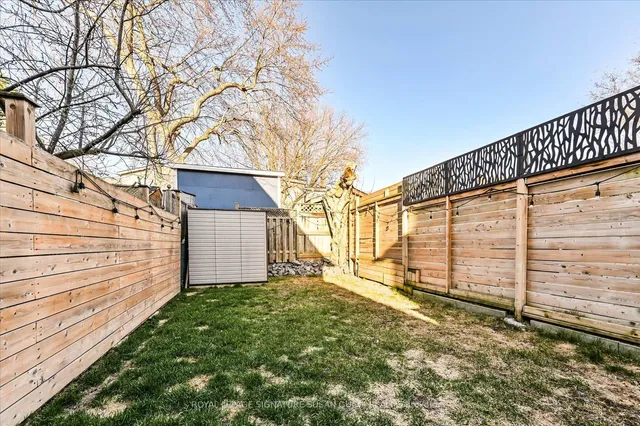 Additional image 25 of 1265 Woodbine Ave