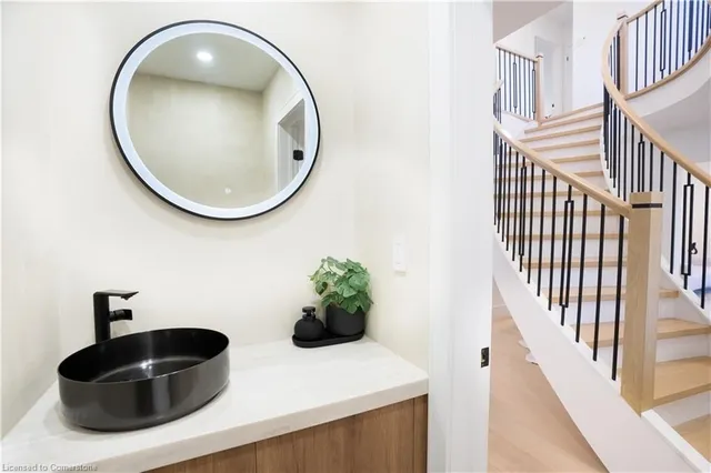 Additional image 8 of 2260 Britannia Rd