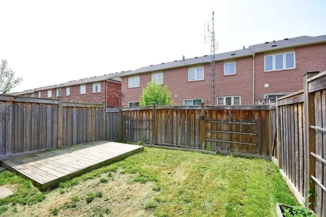 Additional image 19 of 32 Van Fleet Terr