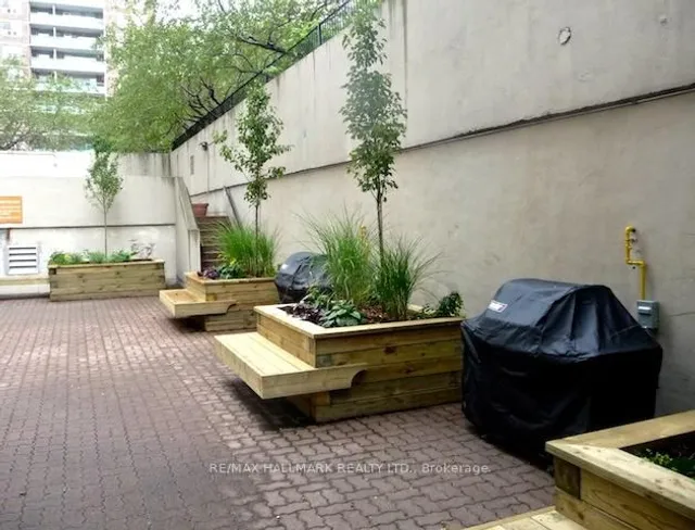 Additional image 39 of 40 Homewood Ave Unit 1103