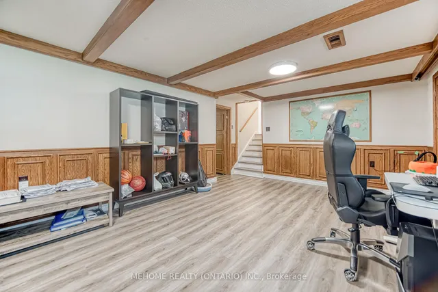 Additional image 26 of 25 Urbandale Ave