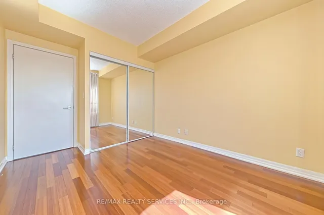Additional image 31 of 38 Fontenay Crt Unit Suite 1309